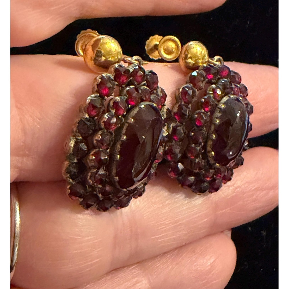 Antique Victorian Garnet Dangle Earrings - Picture 7 of 7